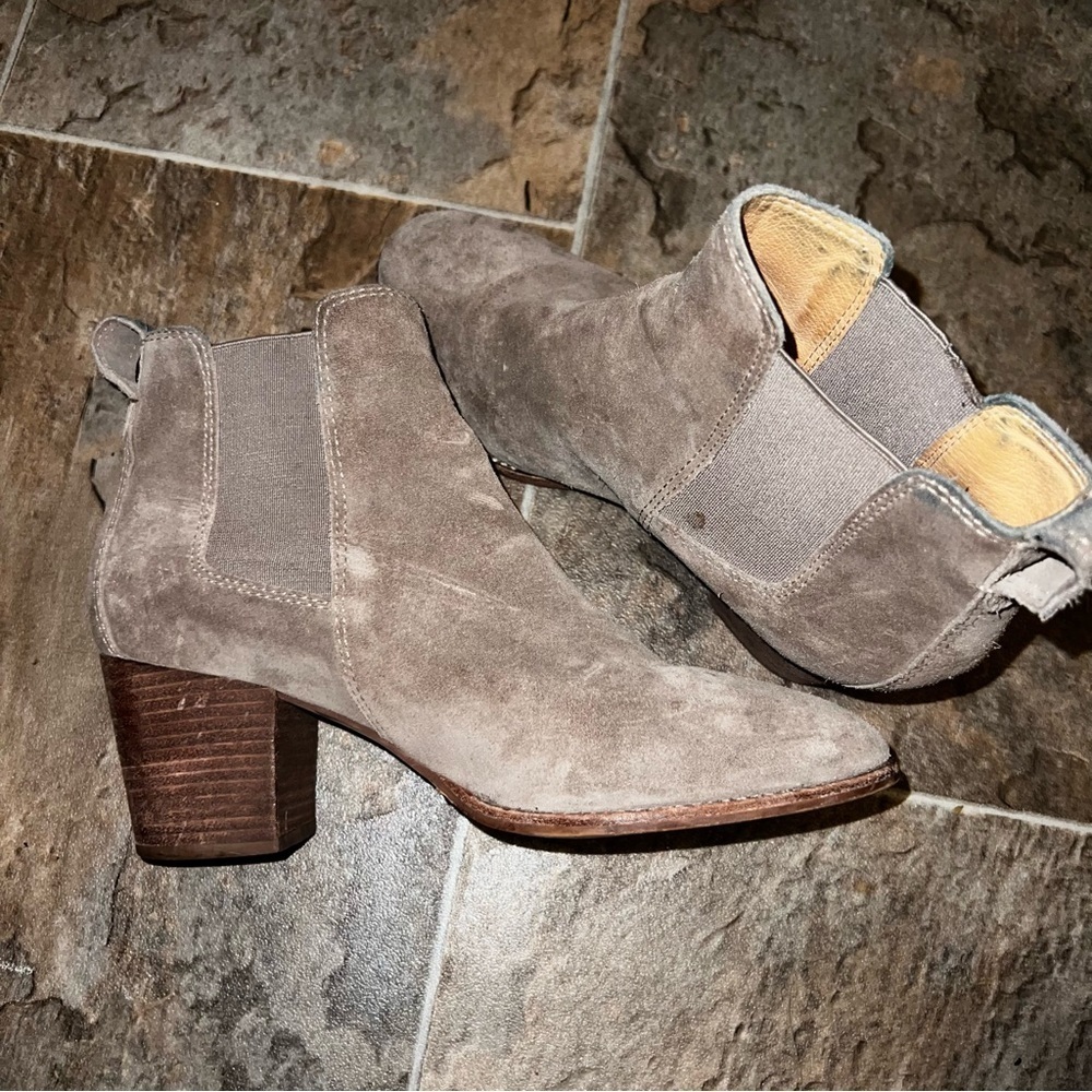 Madewell The Regan Ankle Suede Leather Boot in Wet Pebble Size 8 - Picture 6 of 14